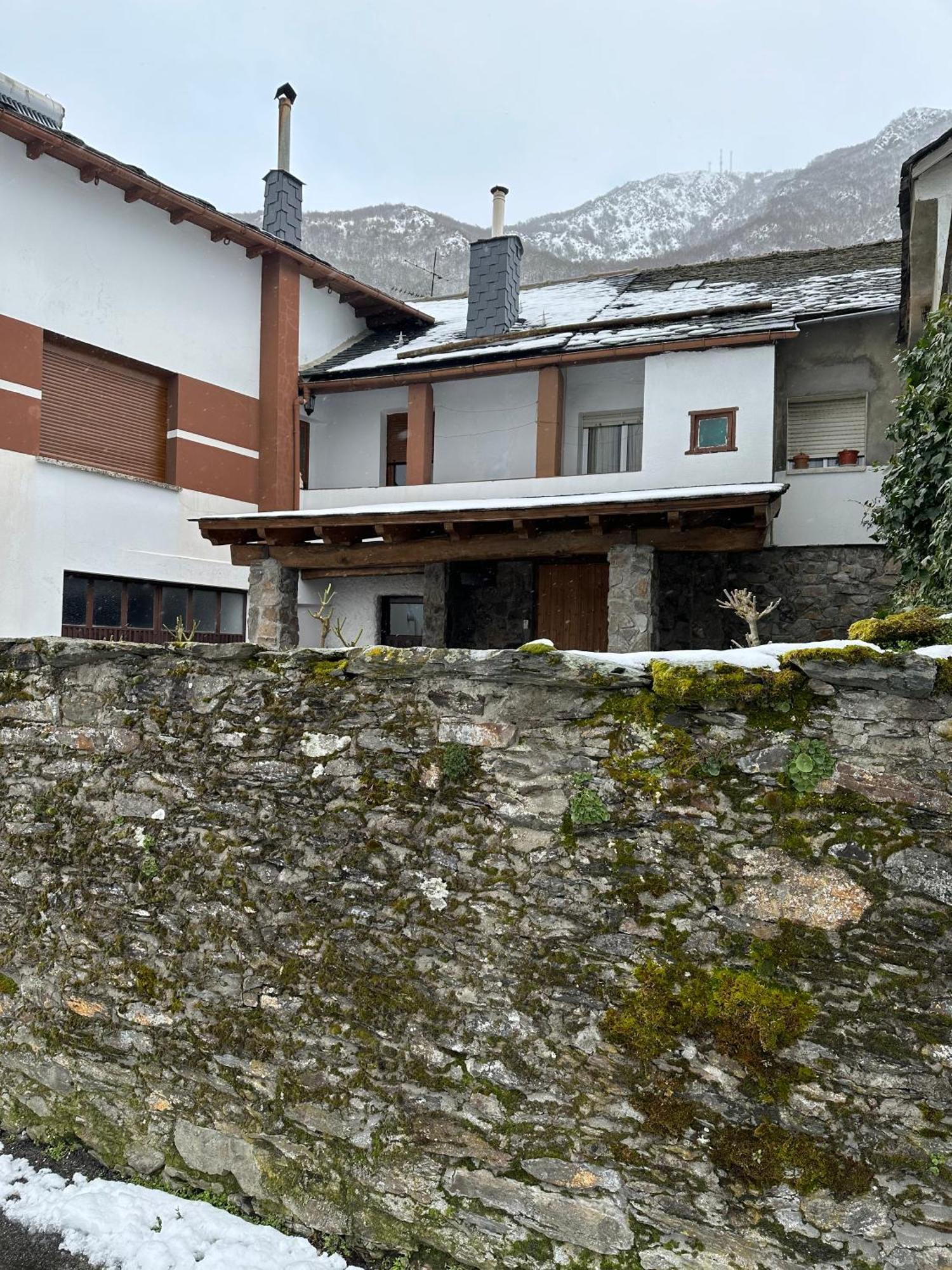 הוילה Rabanal La Casa Del Maestro מראה חיצוני תמונה